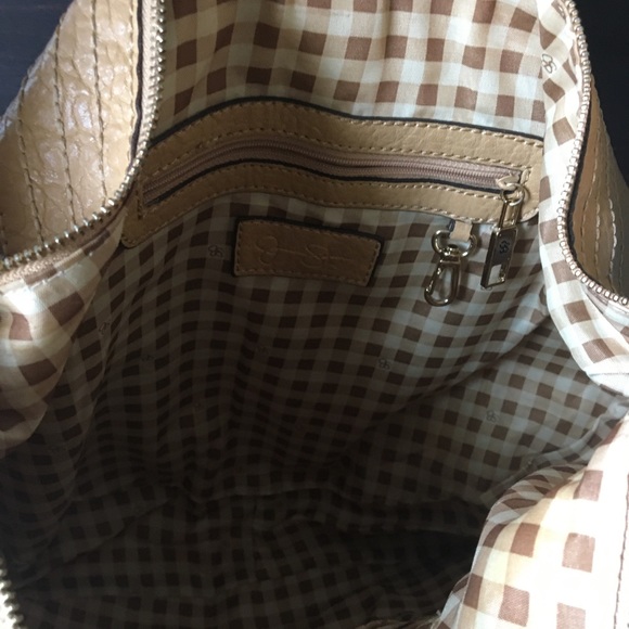 Woman messenger bag. - Picture 2 of 4